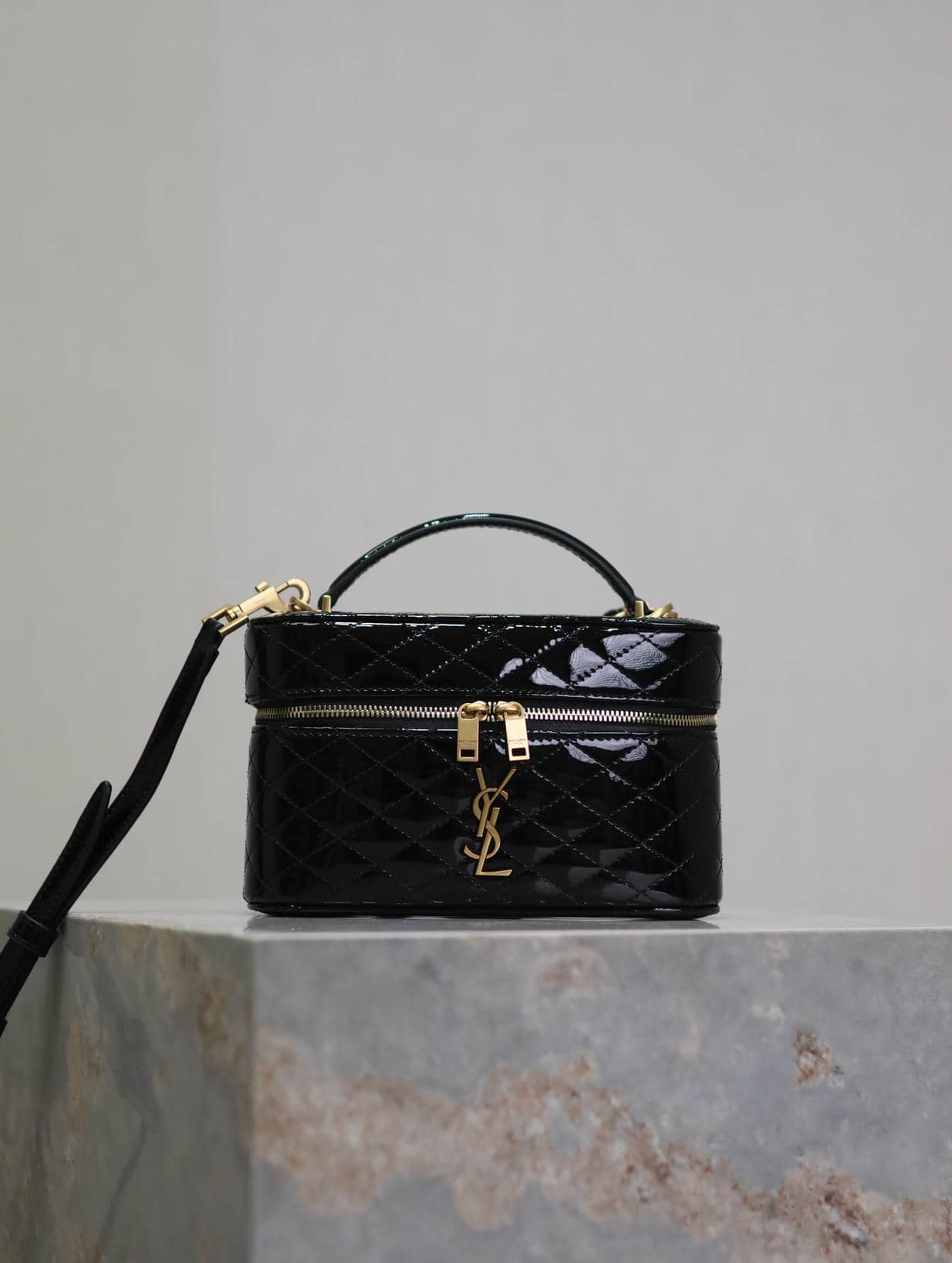 1 Makeup Bag-21